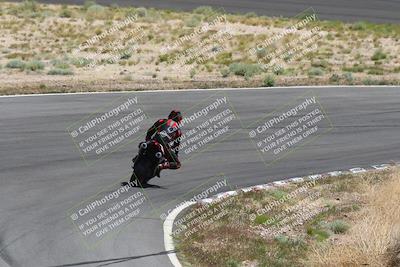 media/Apr-20-2025-AHRMA (Sun) [[393a79c373]]/Race/Group 8/Turn 4b/